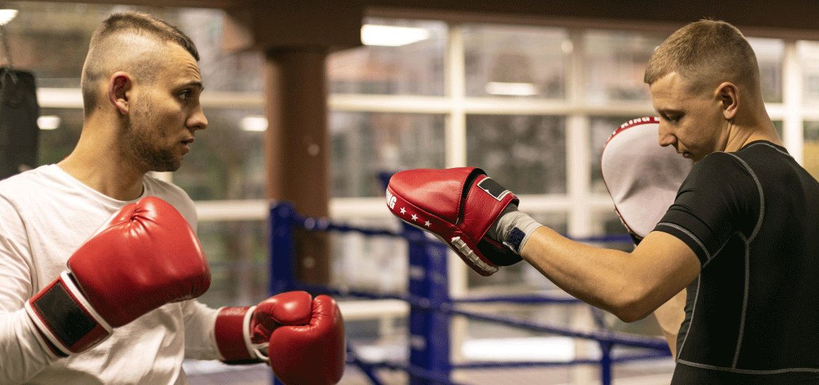 VIRTUAL SHADOW BOXING CLASS WITH 3X GOLDEN GLOVE CHAMPION!